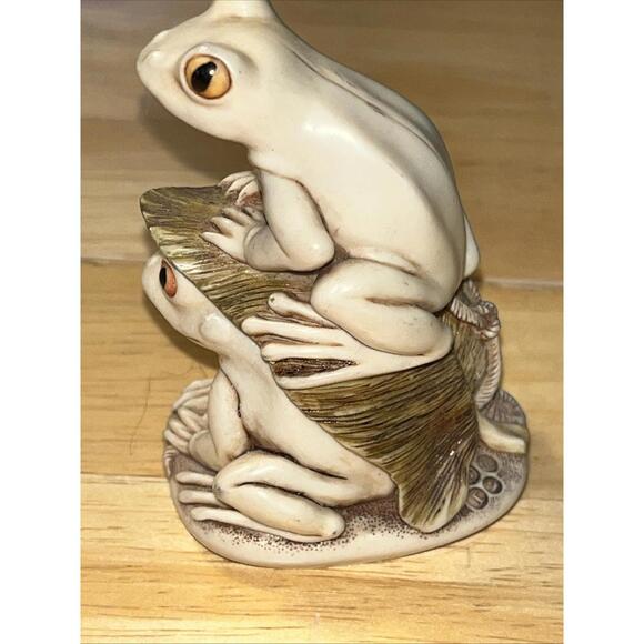 Harmony Kingdom Look Before You Leap UK England Frog Trinket Box 2001 Vintage - Picture 5 of 9